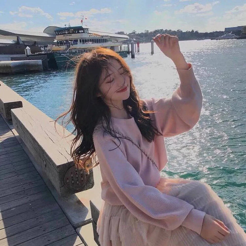 老妇与鸽子